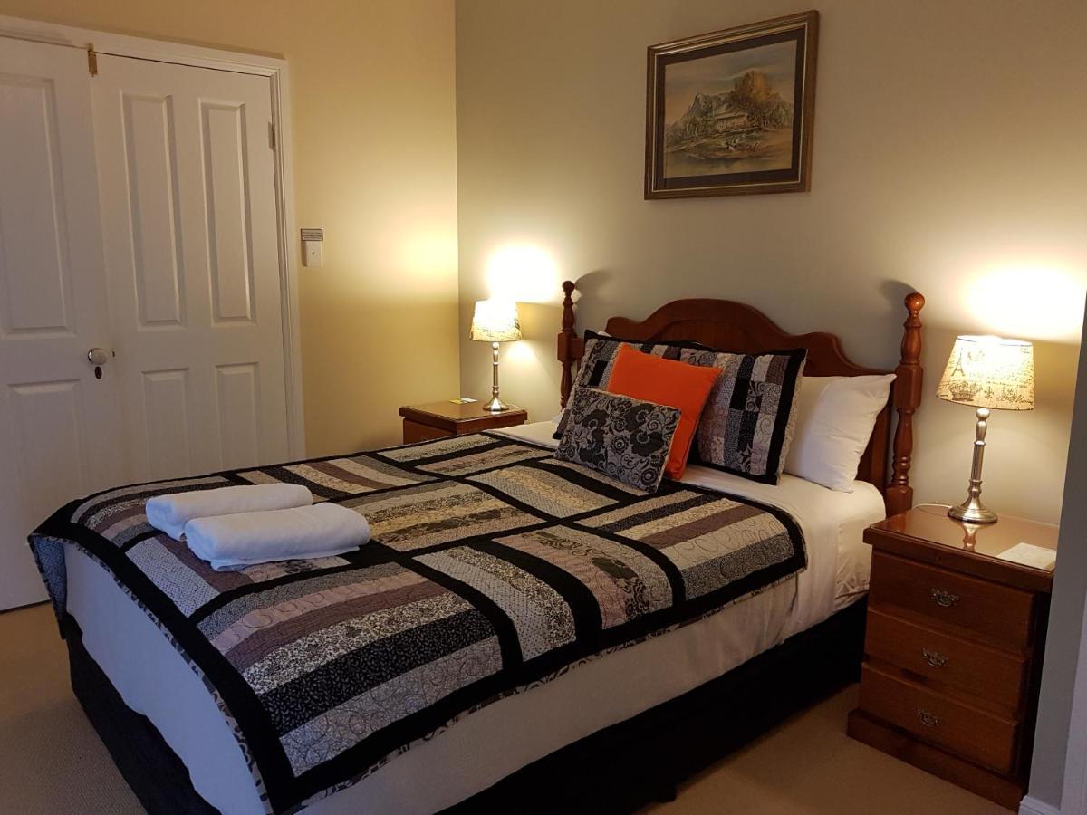 Bed and Breakfast Grovely House Stanthorpe Exterior foto